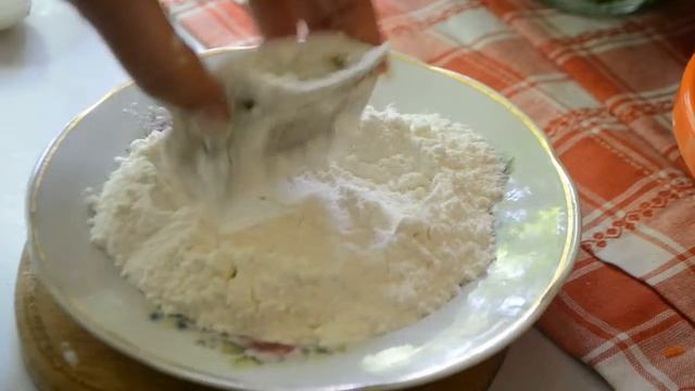 Минтай с овощами в сметане. смотреть онлайн