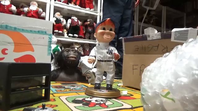 Unboxing Buddy Big League Rockin Randall смотреть онлайн