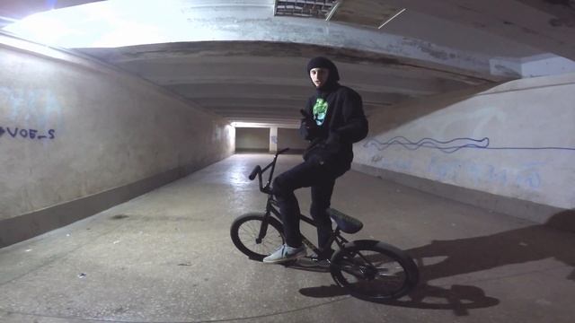 ОБУЧАЛКА НА ФУТДЖЕМ ТЕЙЛВИП/HOW TO FOOTJAM TAILWHIP MTB,BMX/КАК СДЕЛАТЬ ФУТДЖЕМ ТЕЙЛВИП НА БМХ, МТБ смотреть онлайн