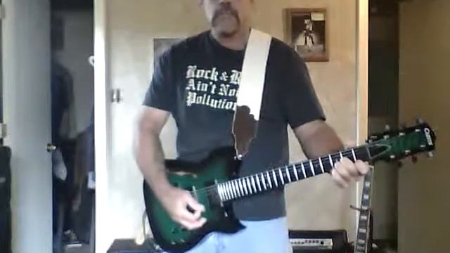Carvin AE185 смотреть онлайн