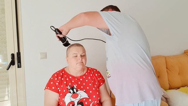 Вновь ЛЫСАЯ, выпадение волос от авастина. смотреть онлайн