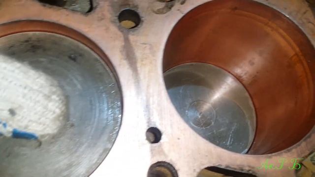 Капремонт ВАЗ2103 в соответствии с Законом подшипника скольжения. 6 часть. Меднение блока, сборка. смотреть онлайн