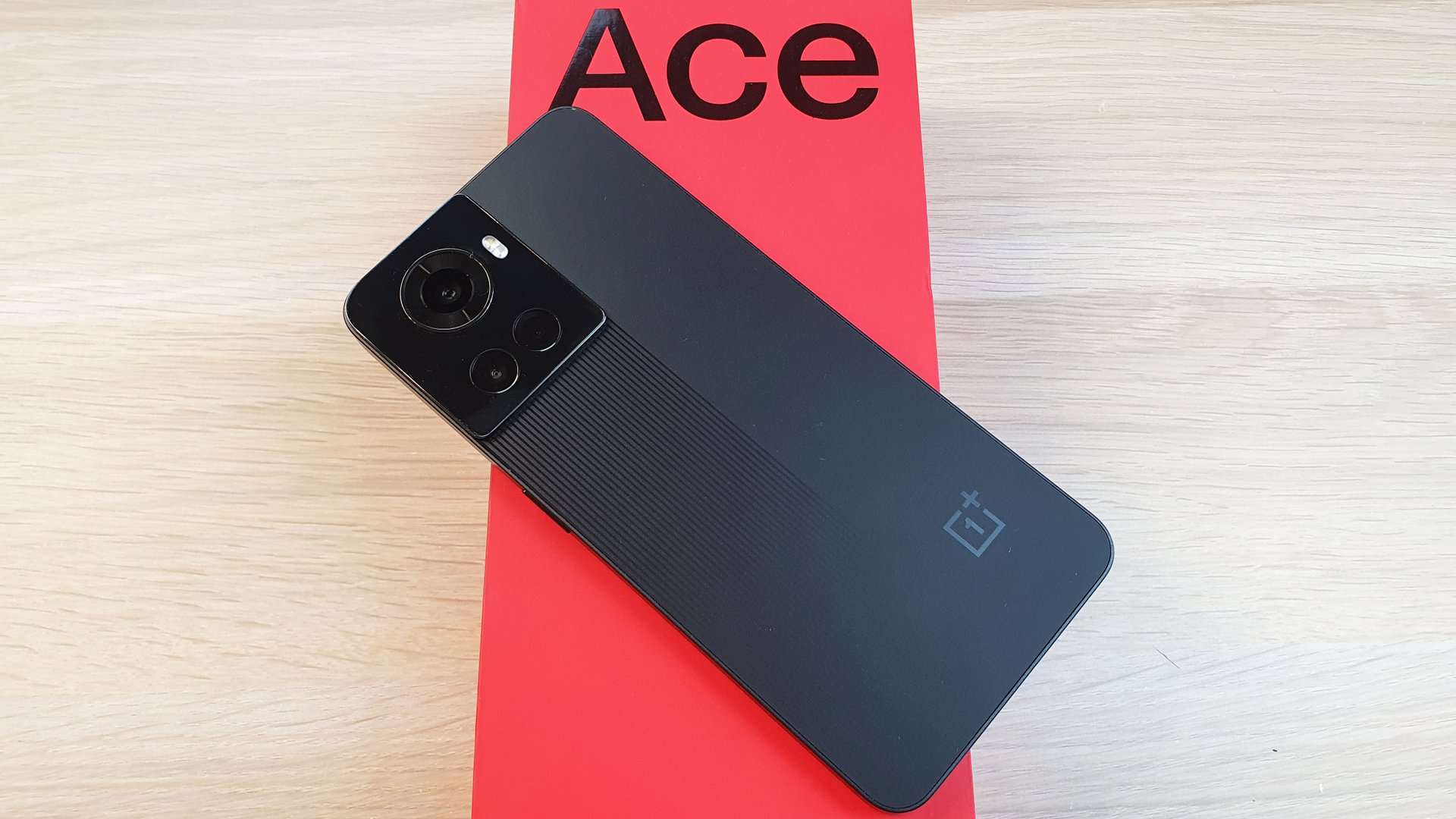 ПЛЮСЫ И МИНУСЫ ONEPLUS ACE! смотреть онлайн