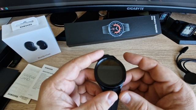 Samsung Galaxy Watch 5 pro +в подарок наушники Buds Live. смотреть онлайн