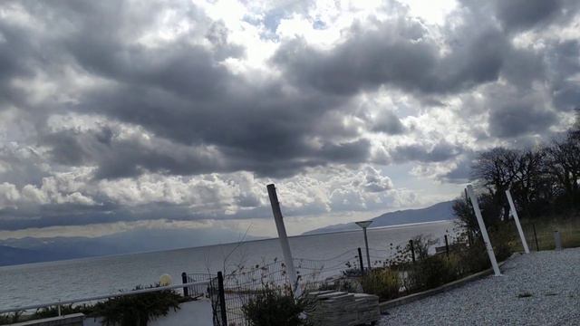 Печальная картина #море #туризм #отели смотреть онлайн