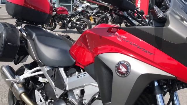 Honda VFR800X Crossrunner смотреть онлайн