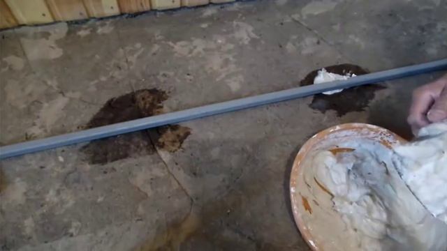 Демонтаж пола на кухне и ремонт стяжки в квартире где живут смотреть онлайн