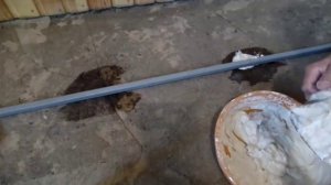 Демонтаж пола на кухне и ремонт стяжки в квартире где живут