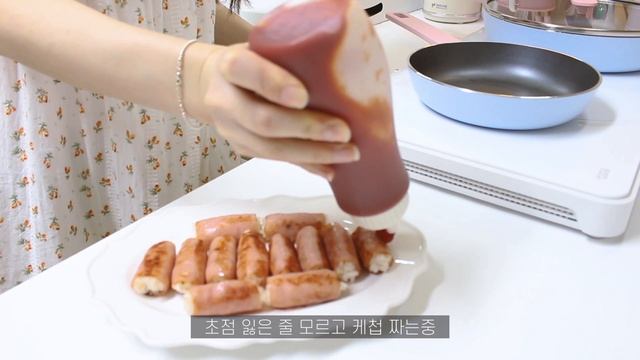 ENG)vlog?엉망진창 치즈스틱 만들고 냉장고 터는 자취일상,?추석날 먹는 전복볶음밥과 송편(햄말이,카레덮밥,롤유부초밥,고구마 말랭이,타코야끼,새우볶음밥) смотреть онлайн