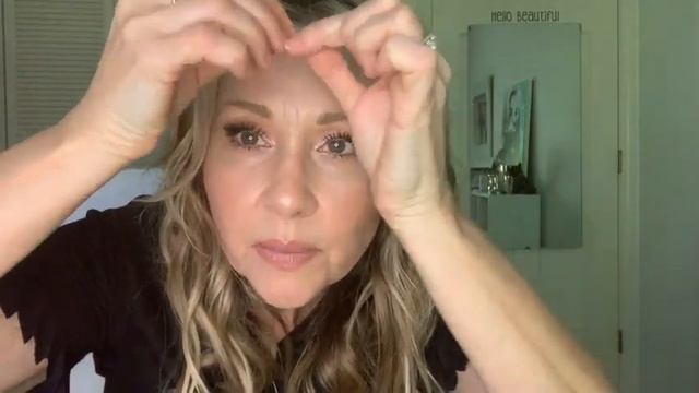 Do Frownies Work? смотреть онлайн