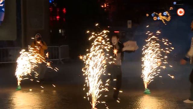 В Севастополе курсирует «волшебный» троллейбус смотреть онлайн