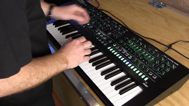 Roland System-8 Polyphonic PLUG-OUT Synthesizer [Product Demonstration] смотреть онлайн