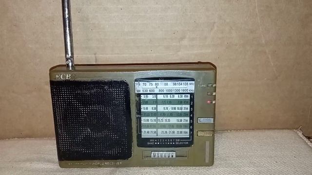 Радиоприемник ЕСВ опять в работе_КВ диапазон...