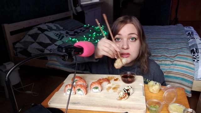 АСМР ИТИНГ РОЛЛОВ ?? ОБЗОР ДОСТАВКИ Важная Рыба ?? МЕСЯЦ В ПИТЕРЕ!! мукбанг ASMR Eating | Mukban