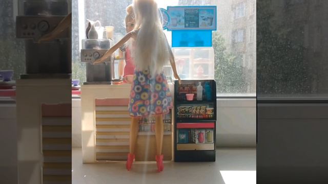 за коктейлем 🧋 смотреть онлайн