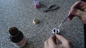 Красим автолампочку в синий цвет