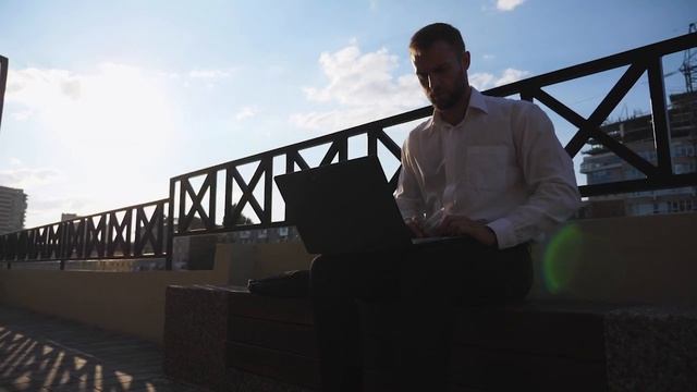 4 Reasons to Hire a WordPress Maintenance Company смотреть онлайн