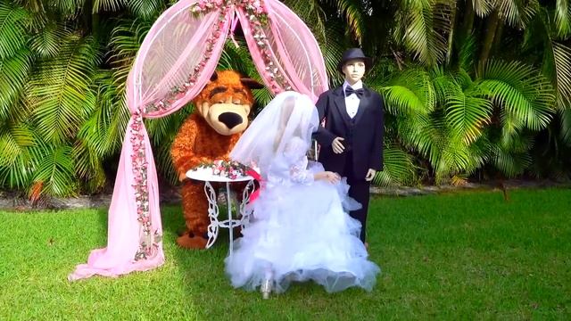 Настя вышла замуж