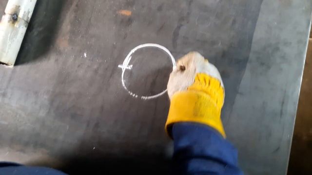 Как сварить трубу сварочным инвертором. Аппарат Tesla Weld MMA 251 IGBT.