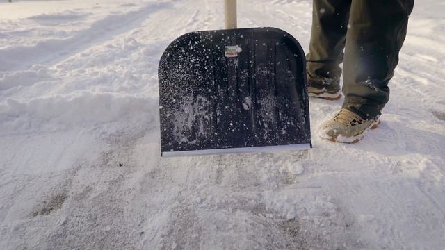 Обзор снеговых лопат. Лопата Vulkan