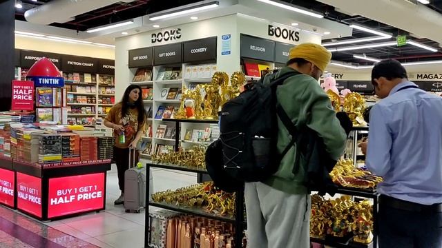 Аэропорт Индиры Ганди, магазины смотреть онлайн