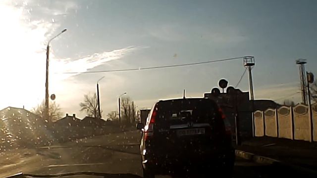 Лисичанск прыжок на машине 28.03.2013 смотреть онлайн