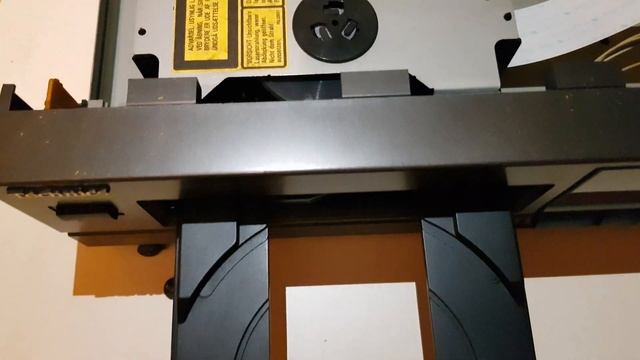 Opening for repair - TECHNICS CD PLAYER SL-PG340 смотреть онлайн
