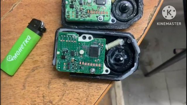 Toyota Prius 50. Ремонт дефлекторов радиатора. Моторчик гриль. смотреть онлайн