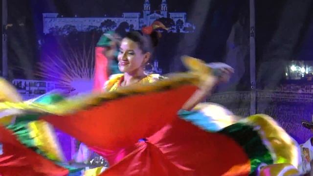 Parade and performance in the city of Ourense, Spain смотреть онлайн