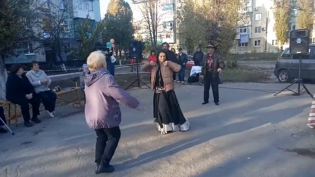 26.10.2019. Рыжая. Рыжая. Цыганский ансамбль "Чергеня" и Наталья Василенко смотреть онлайн