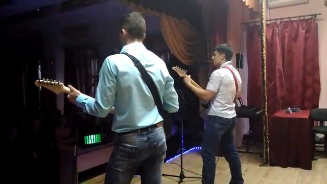 Той зимой не далекой игра на гитаре смотреть онлайн