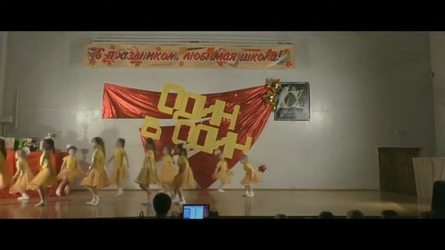 Ритмика, "Маленькая страна" ("Один в один") смотреть онлайн