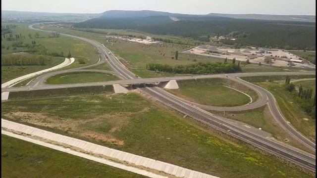 Крым(май 2020)Трасса ТАВРИДА.3 этап.Дорога до Белогорска.гора БЕЛАЯ СКАЛА.НЕРЕАЛЬНАЯ КРАСОТА смотреть онлайн