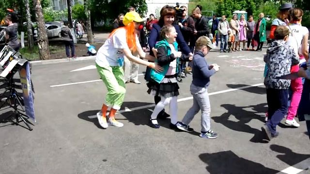 2017.05.03 - Анатолий Папанов– "Зелёный свет" из м/ф "Ну, погоди!" - джаз-оркестр "Визит" смотреть онлайн