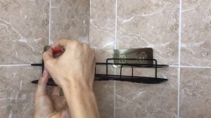 Инструкция по установке угловой полки в ванную