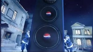 Новогодняя реклама «Pepsi» (2003-2004).