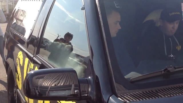 Тахо Раздаёт смотреть онлайн