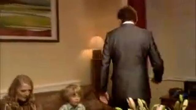 Christopher Walken Babysitting Slaterwood смотреть онлайн