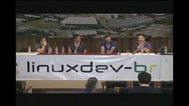 Roda de Discussão Embedded & Desenvolvimento Upstream смотреть онлайн