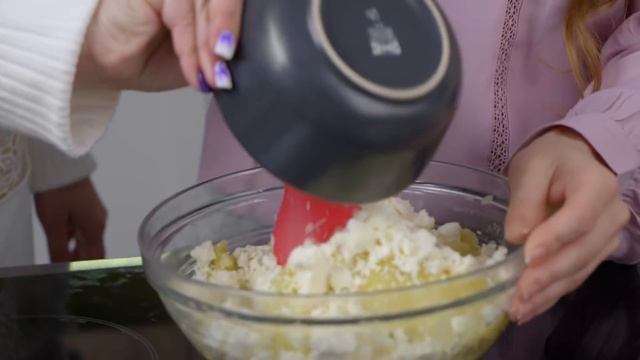 Картофени гофрети с глазирани моркови и чеснов сос на Tefal OptiGrill+ Waffles от Паолина