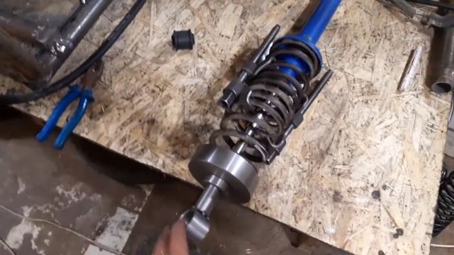 Багги своими руками. Передняя подвеска. Часть 1- Амортизатор смотреть онлайн