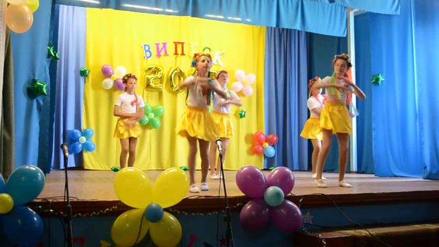 танец на выпускной (Ольгинская школа) смотреть онлайн