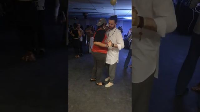 Dancing urban kizz with Guiu be like ? смотреть онлайн