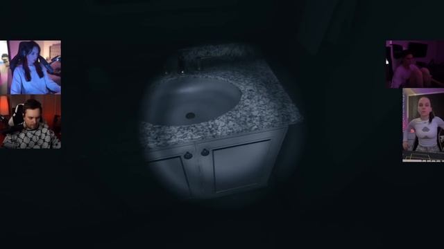 ХОРРОР С ФРИКАМИ! ГУАКАМОЛЛИ БАЙОВЛ ФРУКТОЗКА И ЛЕРОН ИГРАЮТ В GHOST EXILE НА СТРИМЕ! смотреть онлайн