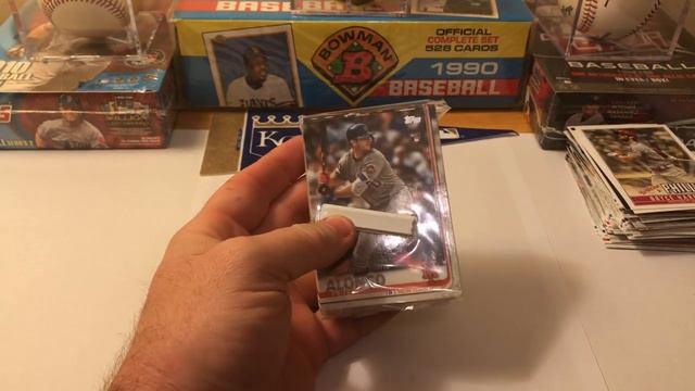 2019 Topps Update Series - Hunting for Vladimir Guerrero смотреть онлайн