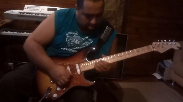 Fender Chinesa com noiseless da china смотреть онлайн