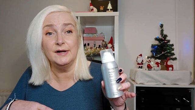 Unboxing - Cohorted x Marie Claire Beauty Box - December 2022 - worth £335.33 смотреть онлайн