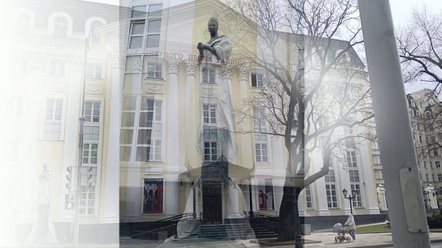 Прогулка по Москве.Центр оперного пения и памятник Галины Вишневской. смотреть онлайн