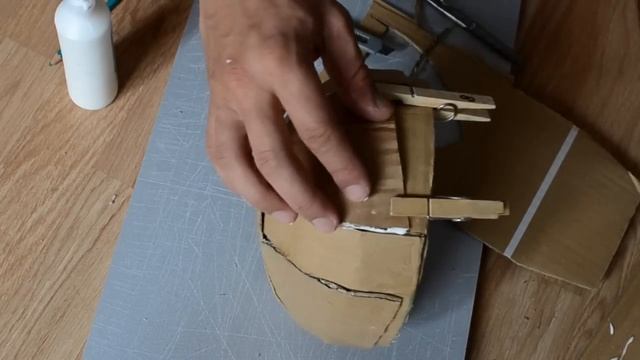 Cardboard spartan helmet - DIY tutorial смотреть онлайн