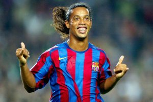 ЛЕГЕНДАРНЫЕ моменты Роналдиньо